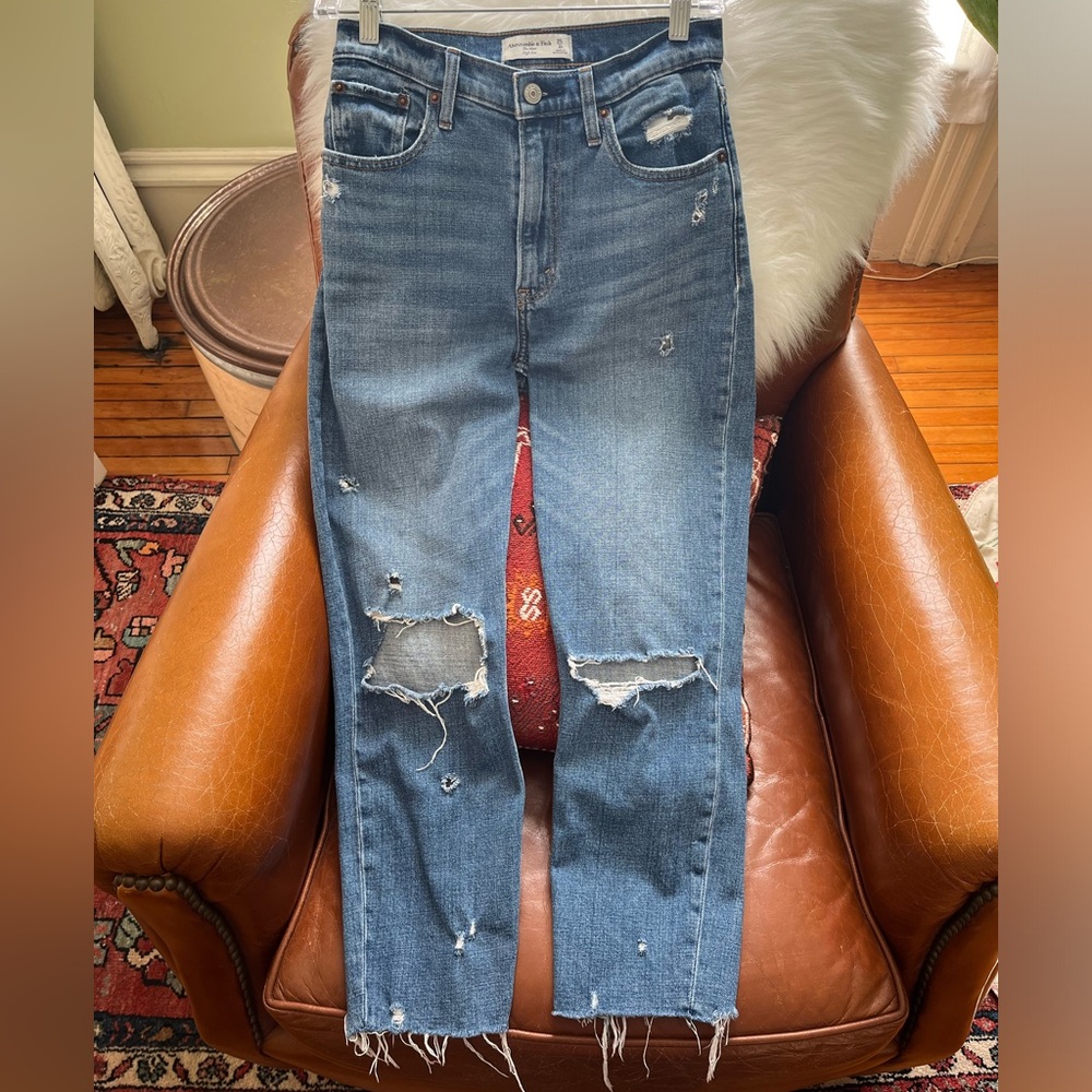 Abercrombie and Fitch Jeans "The Mom" High Rise